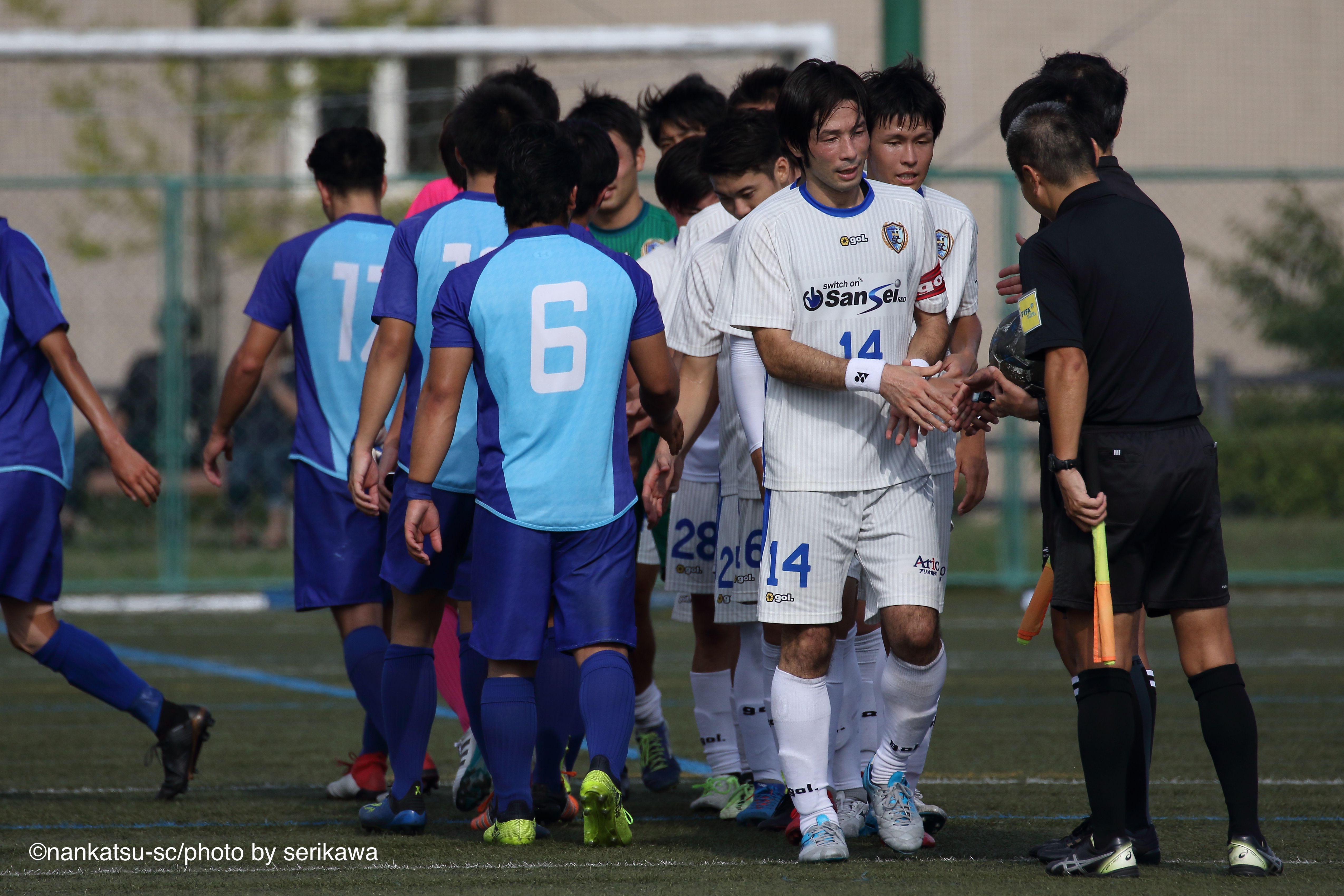 試合後挨拶　審判